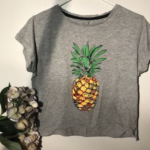 Pineapple tee